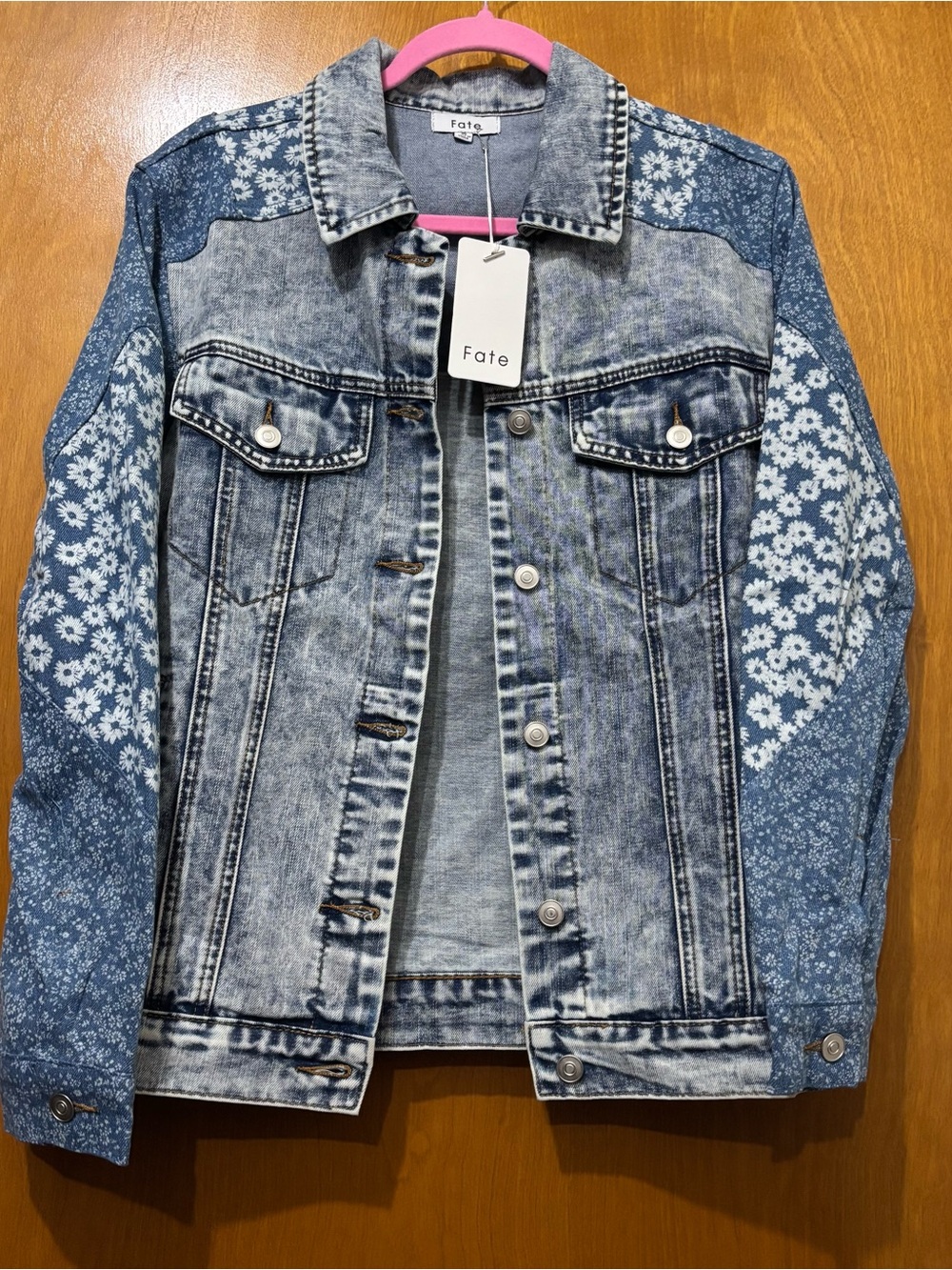 Fate Light Wash Denim Jacket NWT SIZE SMALL - Picture 3 of 5